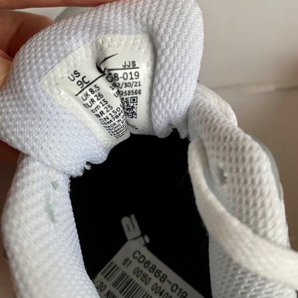 Toddler Nike Air Max Red & White (9C) - Picture 6 of 8